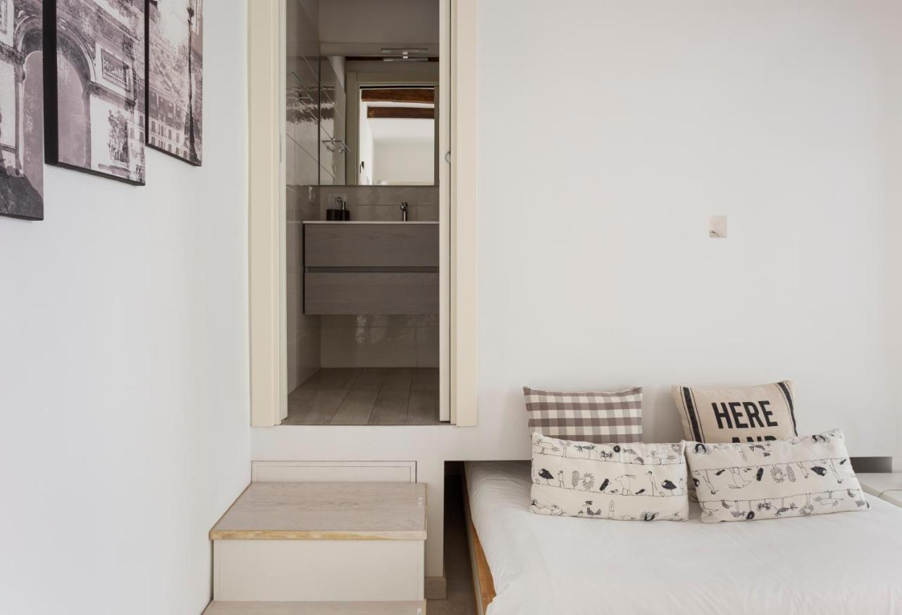 The Cutest Apartment In Милан Экстерьер фото